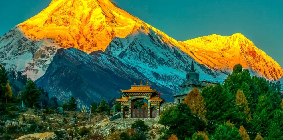 Manaslu Circuit Trek — Larkya La Pass and Mount Manaslu